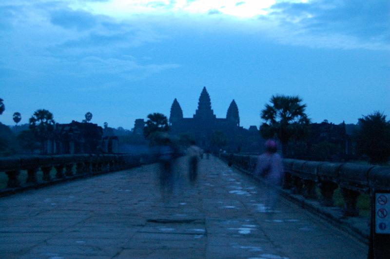 DSC_0003.JPG - Aavemainen aamuhämärä. Siem Reap, Kambodza 2007.